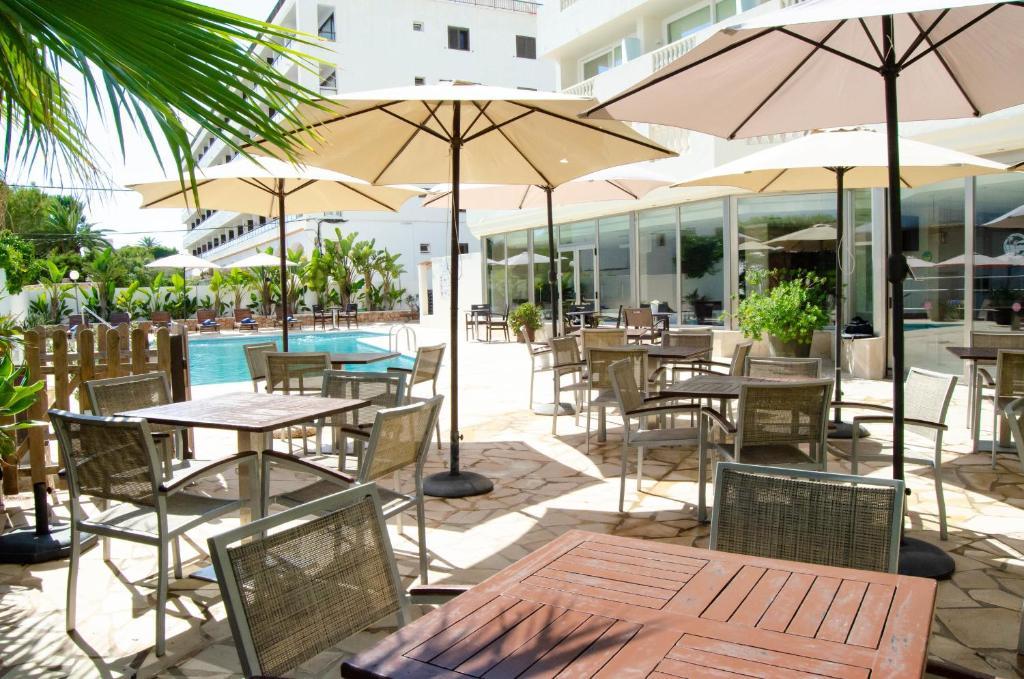 Fergus Paraiso Beach - Adults Only Ibiza Town Exterior photo