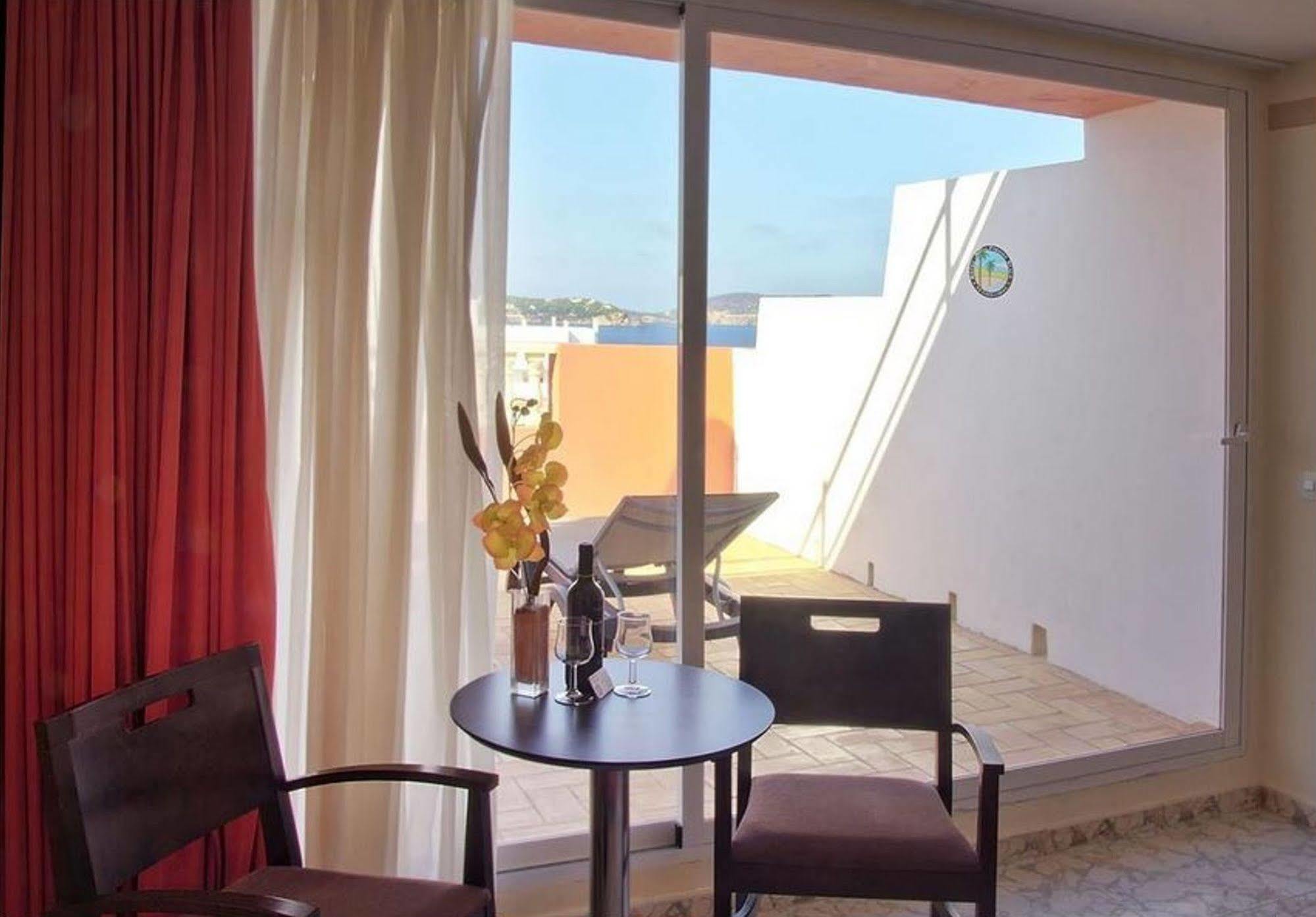 Fergus Paraiso Beach - Adults Only Ibiza Town Exterior photo